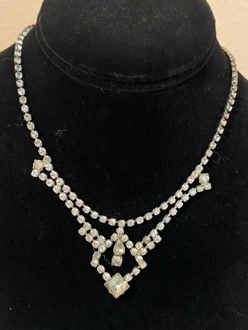 vintage rhinestone necklace